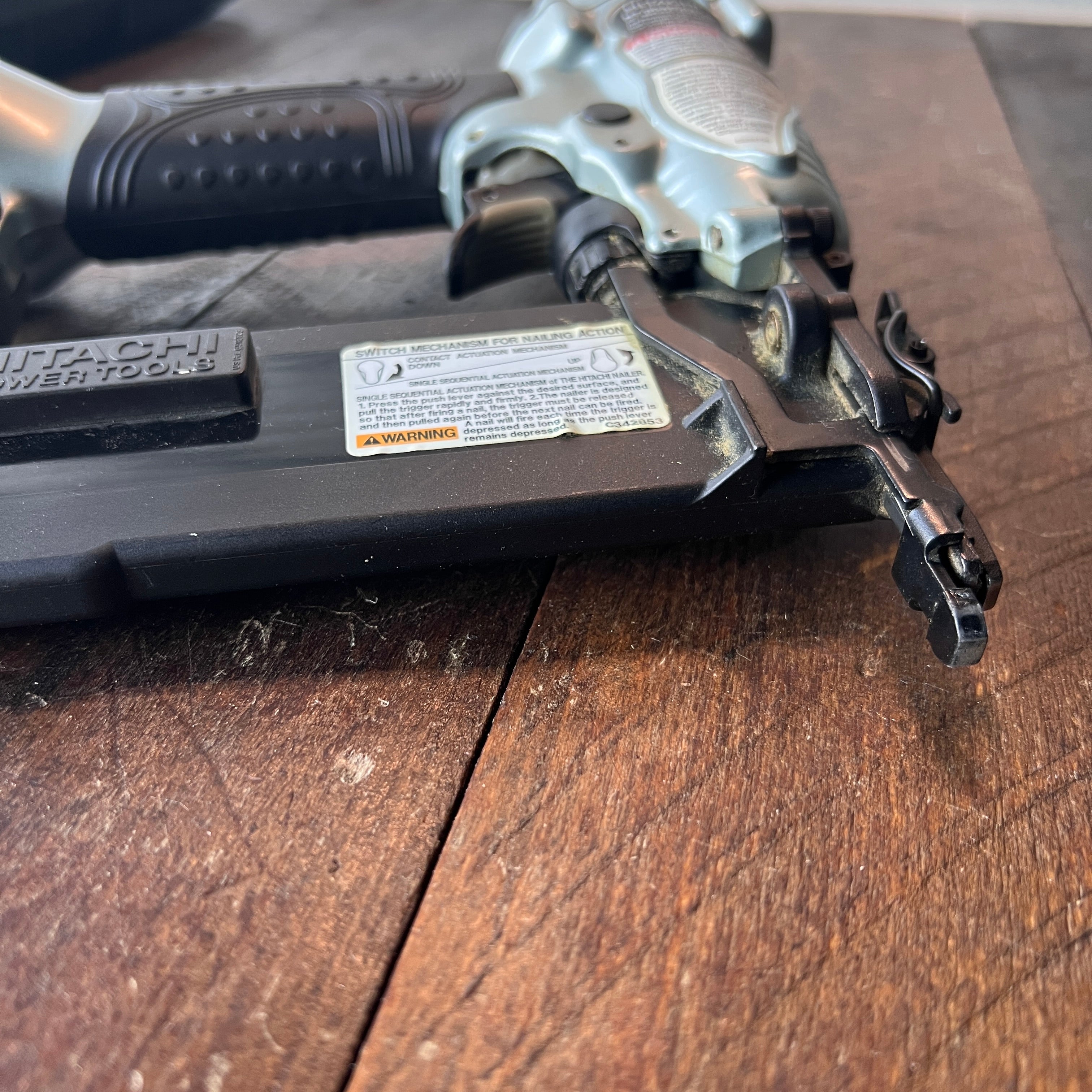 Hitachi Hitachi 2 in. 18GA Brad Nailer NT 50AE2(S)