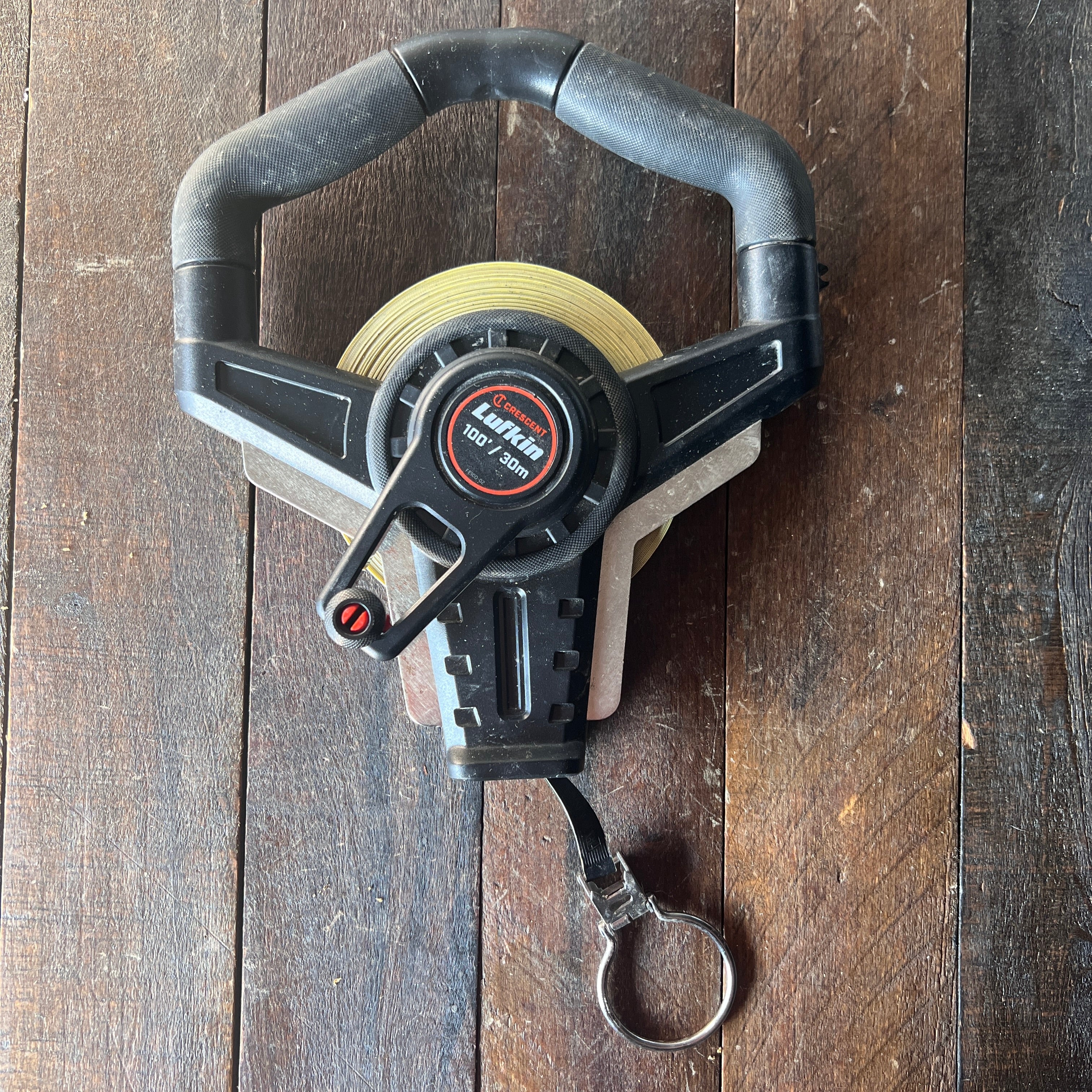 Crescent Lufkin Crescent 100ft Tape Measure