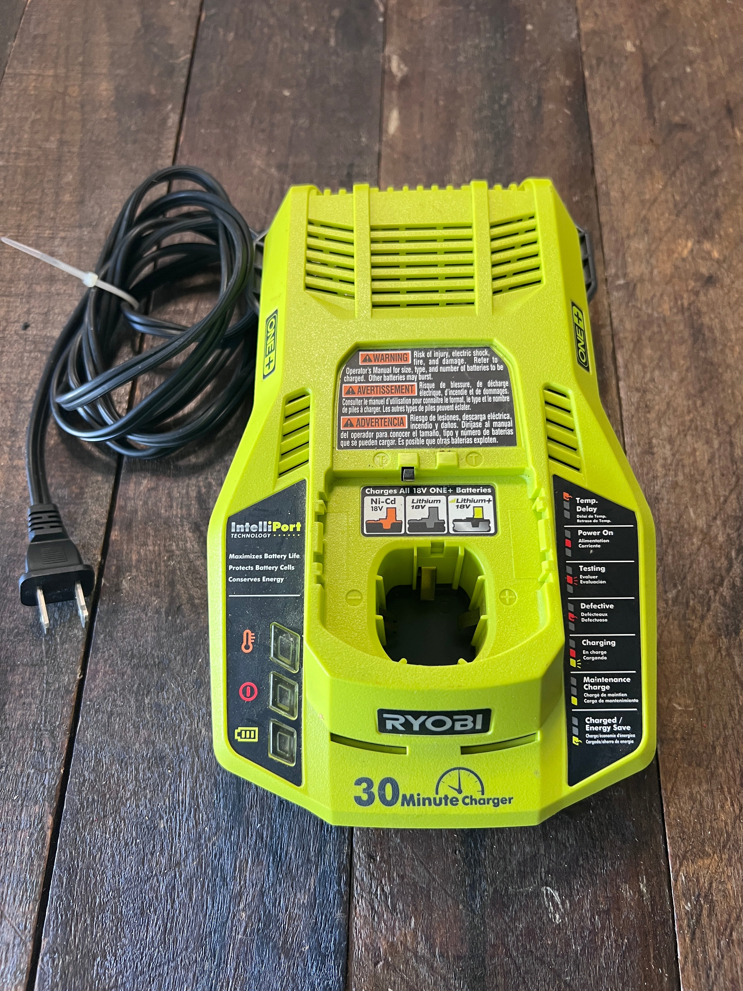 Ryobi Ryobi 30min Charger P117