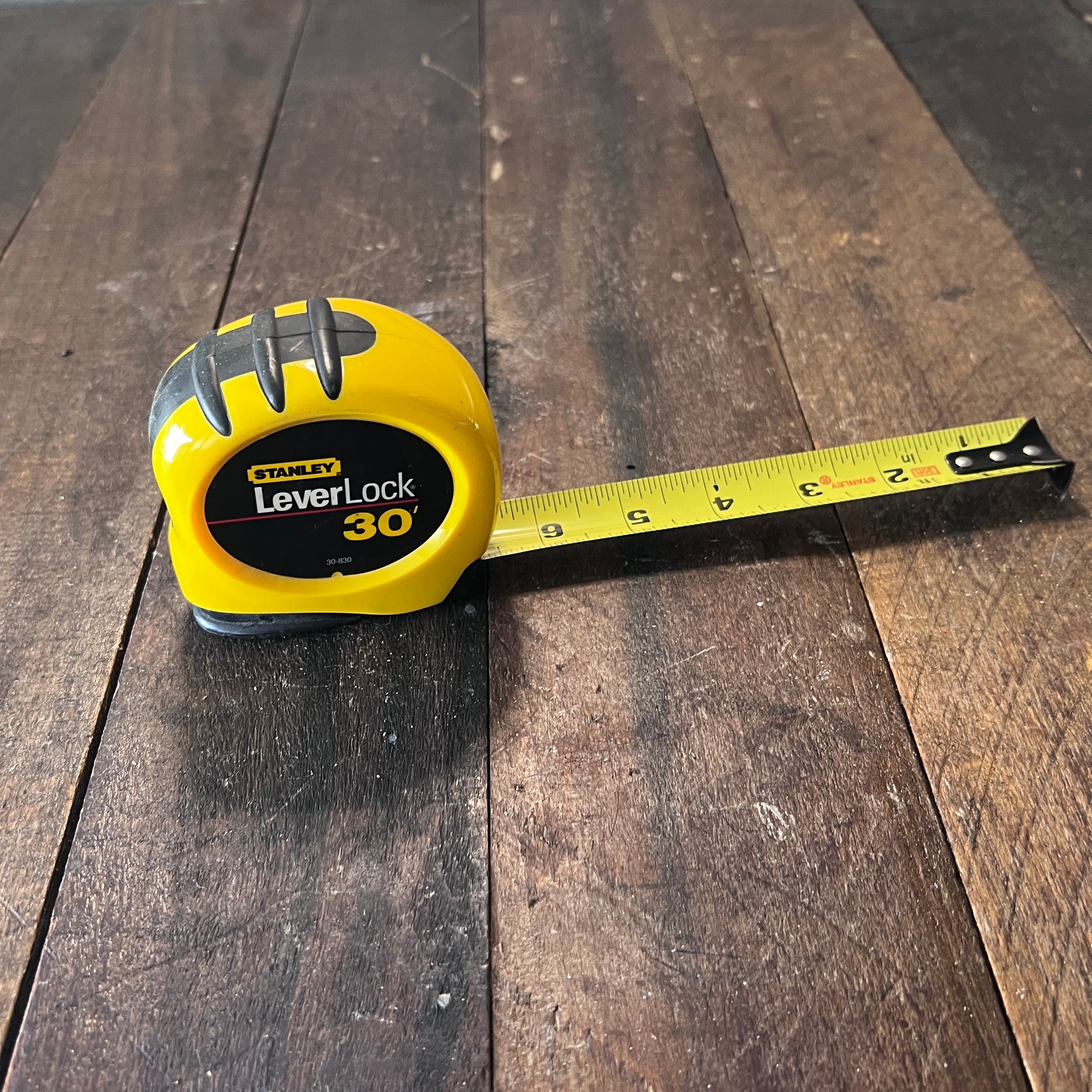 Stanley Stanley 30’ LeverLock Tape Measure