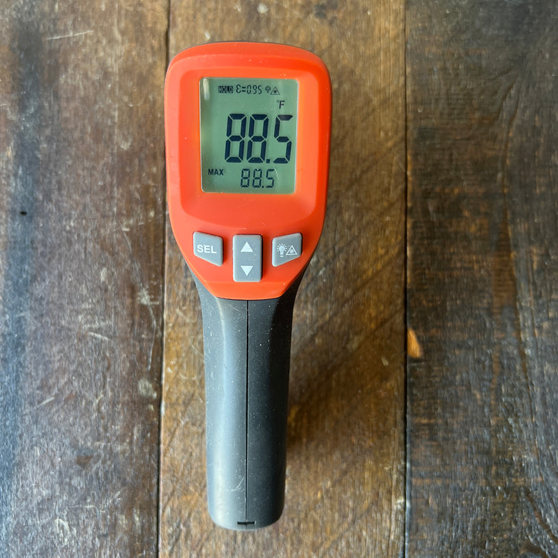 Ames AMES INSTRUMENTS 12:1 Infrared Laser Thermometer