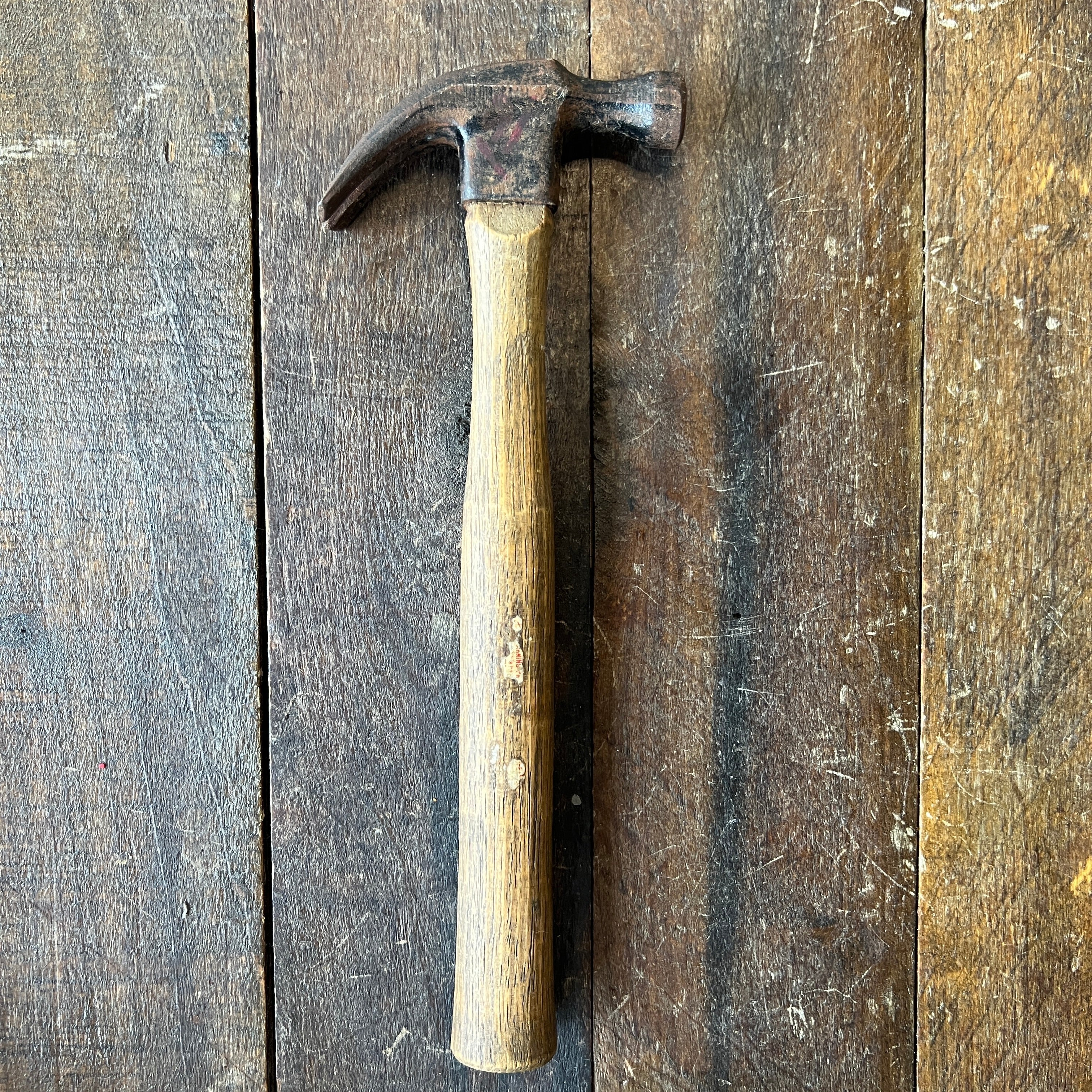 Unknown Claw Hammer- Wood Handle (No Brand)