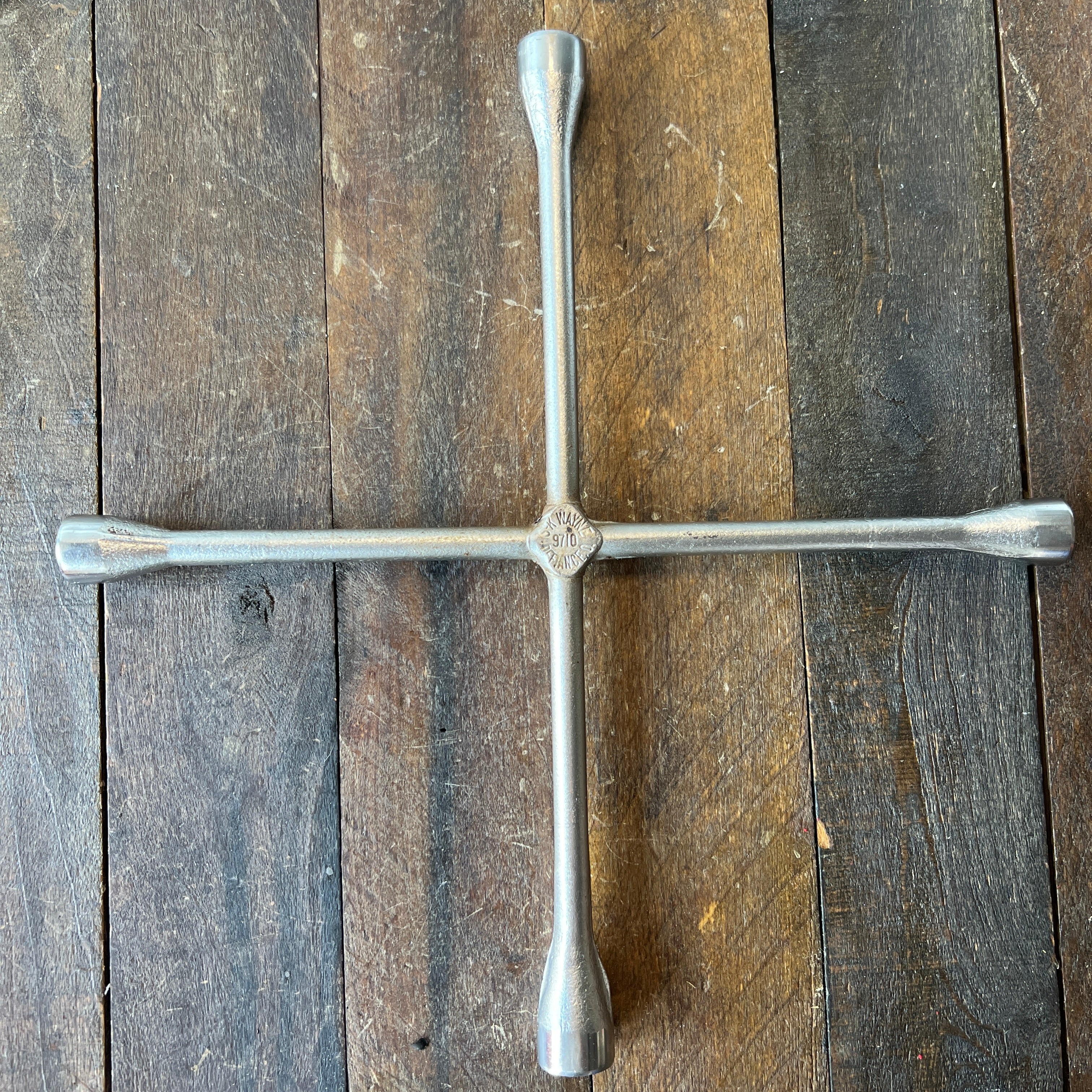 SK SK Wayne 9710 4-way Tire Lug Nut Wrench Gear Up