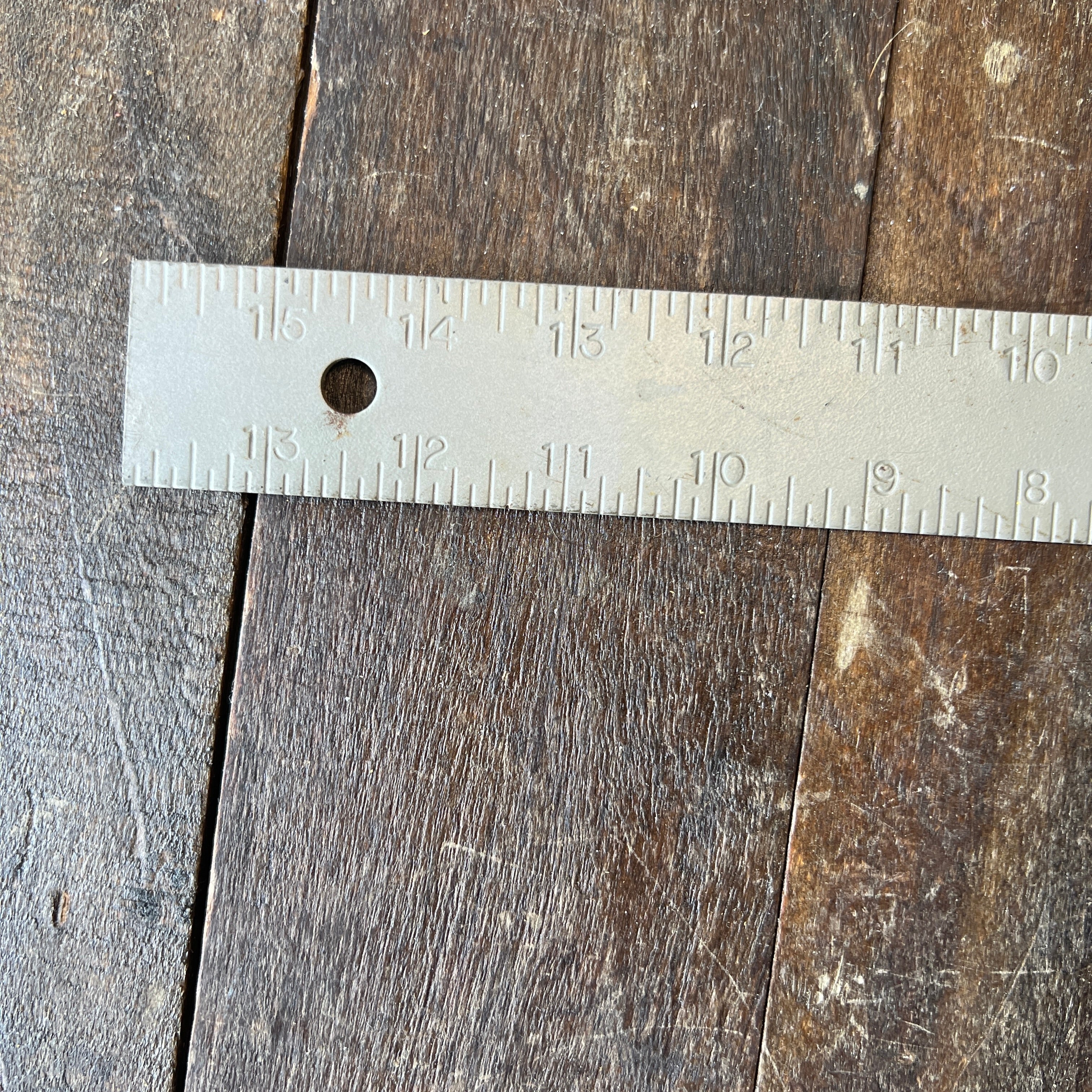 Johnson Johnson Level & Tool CS1 16-Inch x 24-Inch Steel Rafter Square