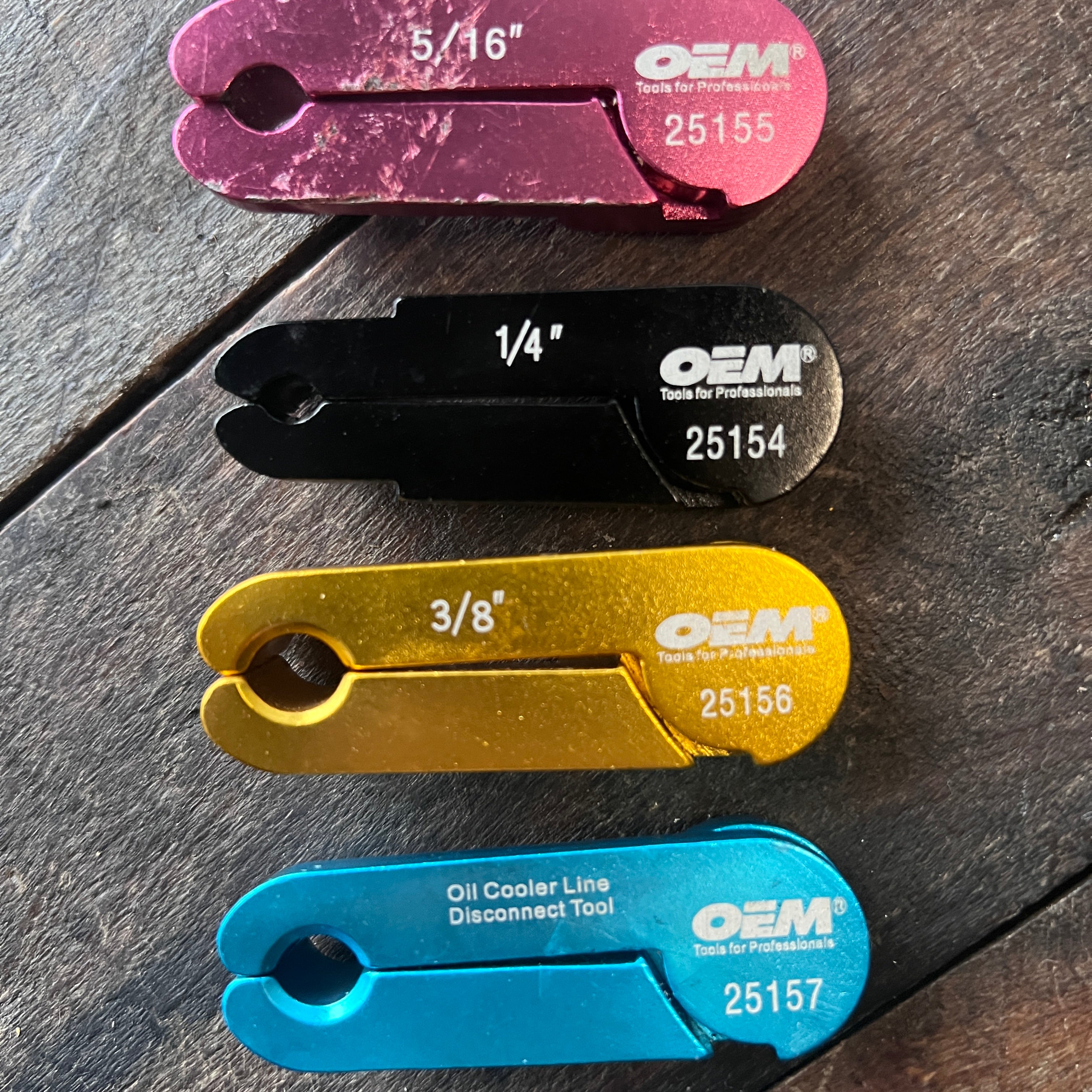 OEM TOOLS 25150 4 Piece Aluminum Disconnect Set