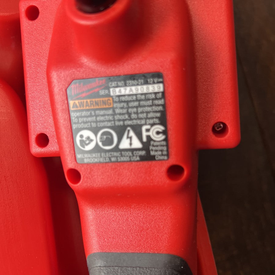 Milwaukee 2310-21 M12 Digital Inspection Camera Borescope Kit