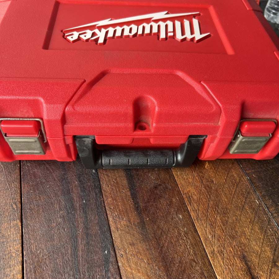 Milwaukee 2310-21 M12 Digital Inspection Camera Borescope Kit