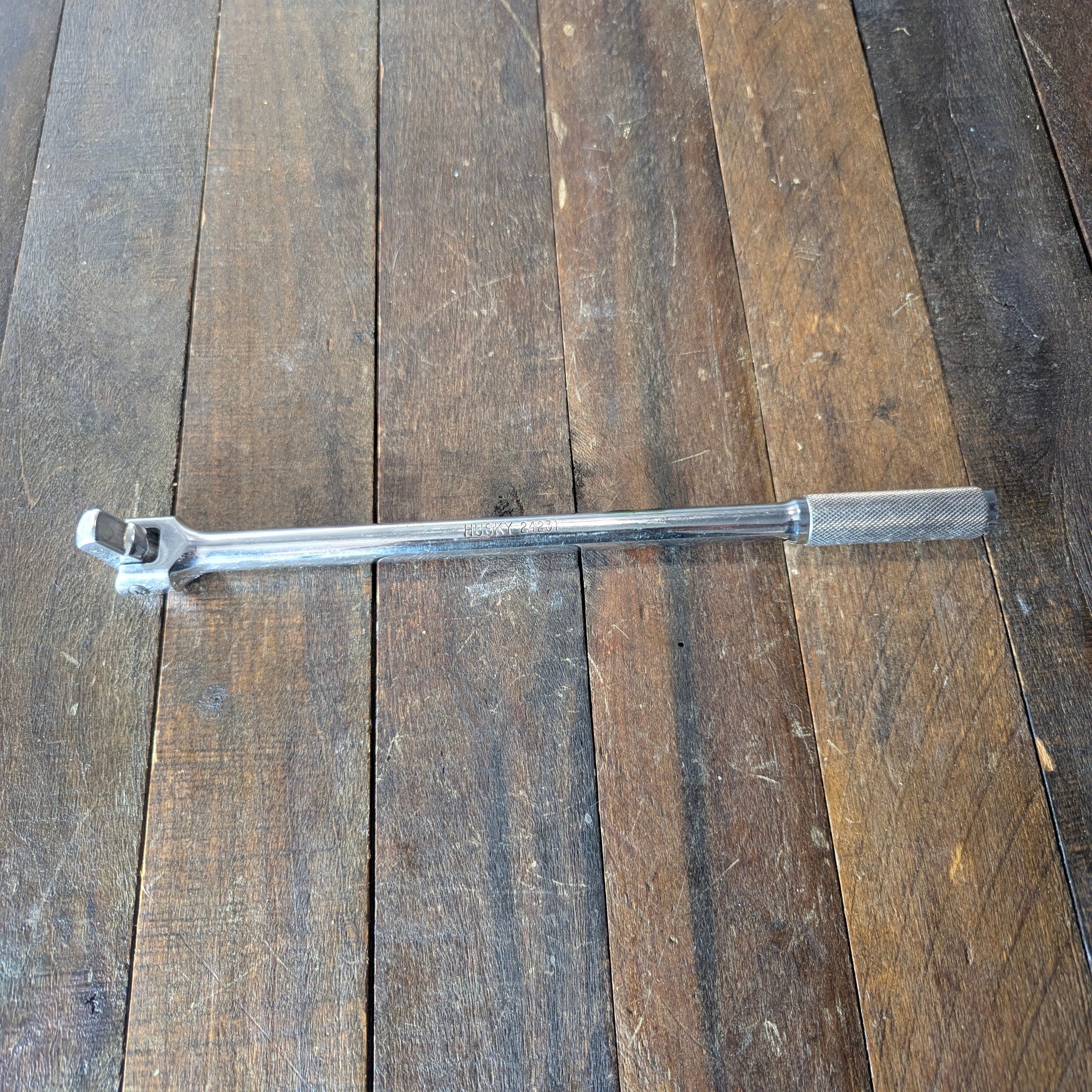 Husky Husky 1/2 in. Drive 15 in. Breaker Bar