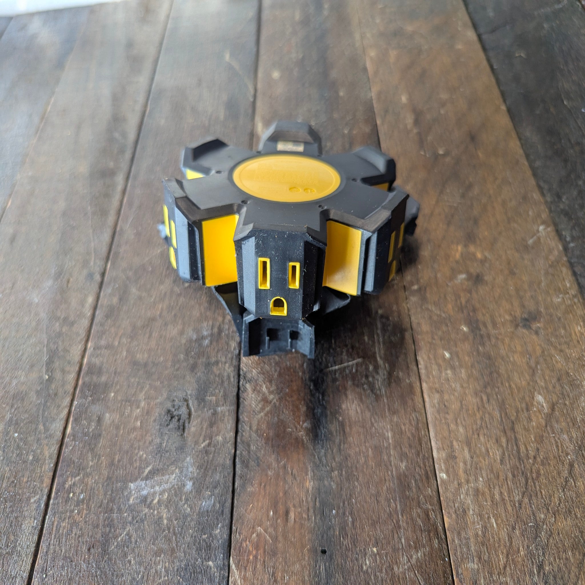 360Pro 360 Pro Heavy Duty 5 Outlet Power Hub (HexaCore)