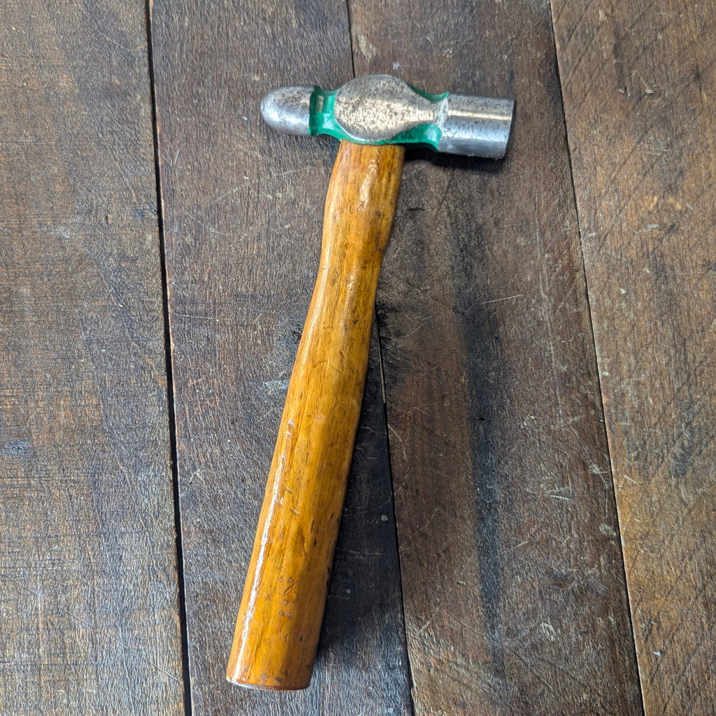 Unknown 32 oz ball & Pein Hammer