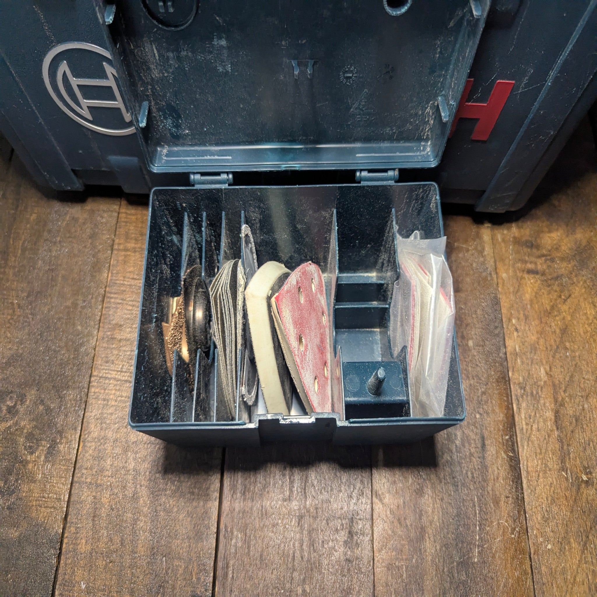 Bosch Corded Oscillating Multi-Tool Kit