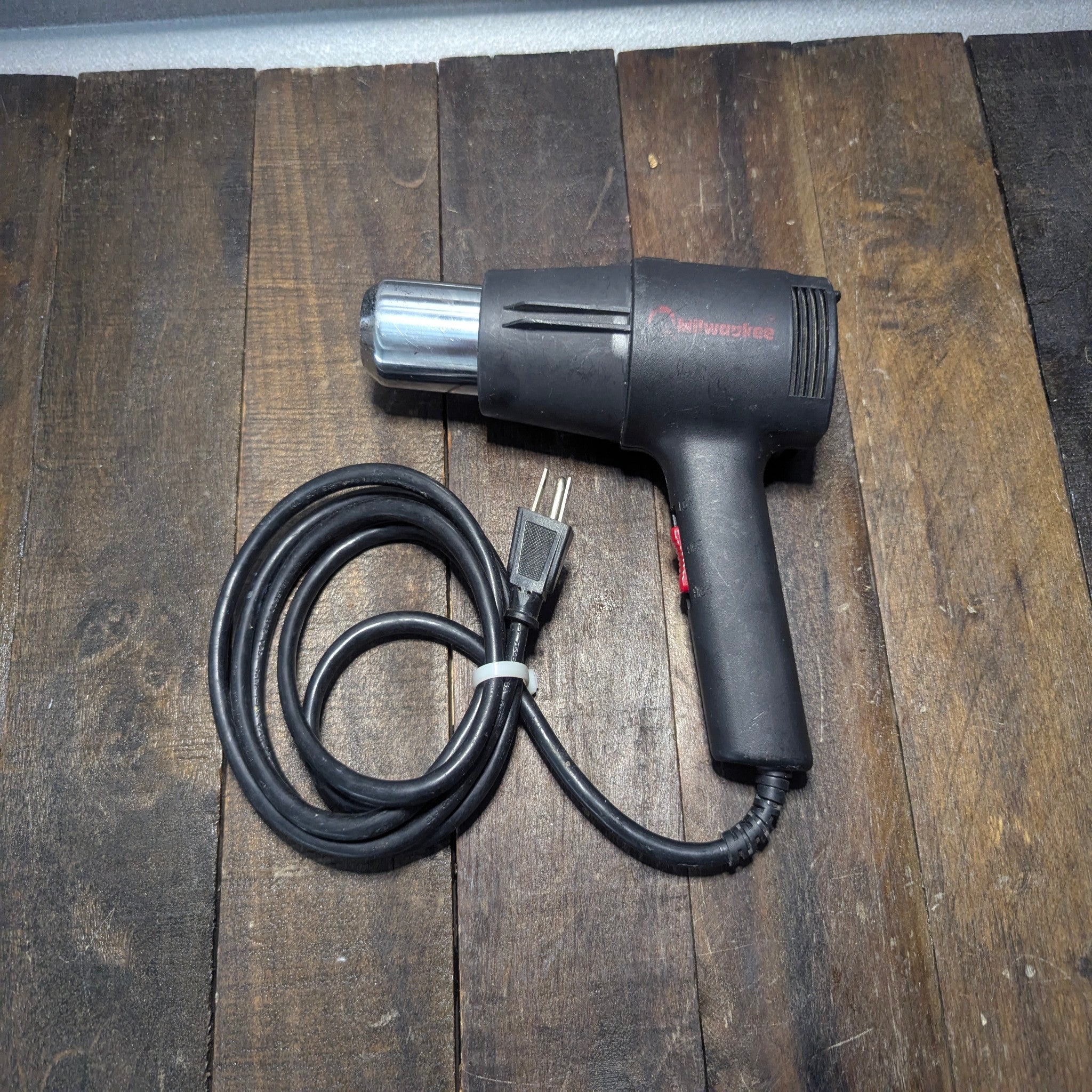 Milwaukee Milwaukee Dual Temp Corded Heat Gun 1220