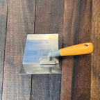 MARSHALLTOWN MARSHALLTOWN Corner Drywall Trowel – 4x5 Stainless Steel Gear Up