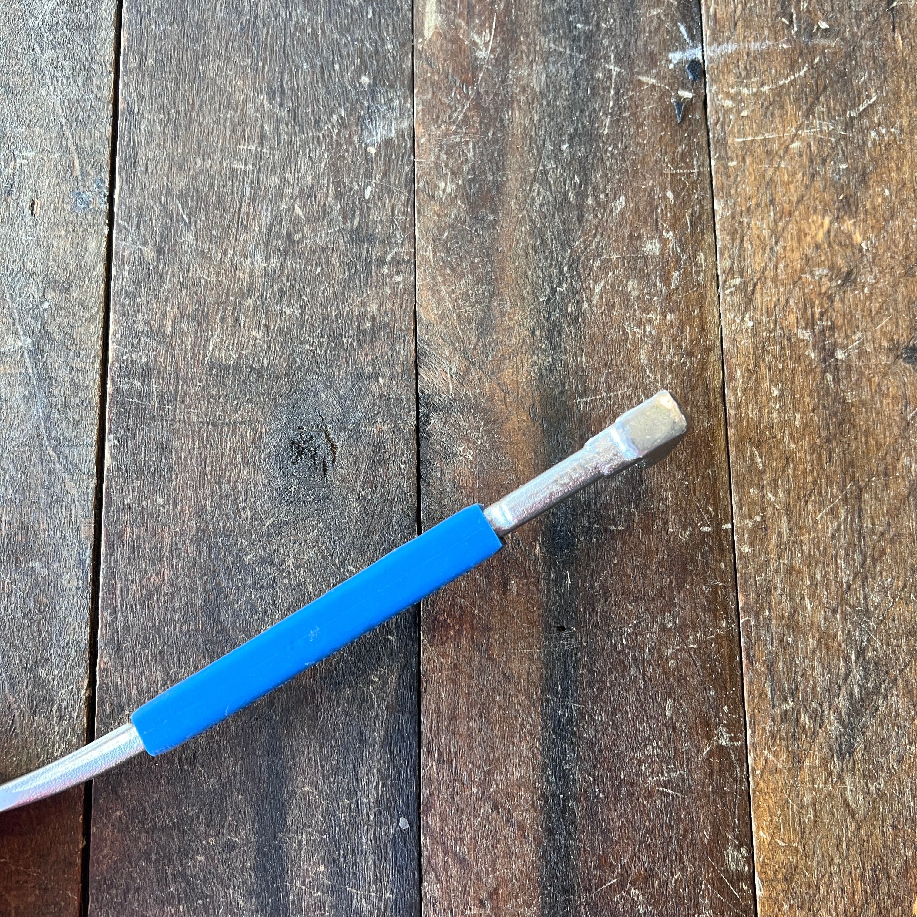 Estwing Estwing PC250G Pro Claw 10-Inch Pry Bar Gear Up