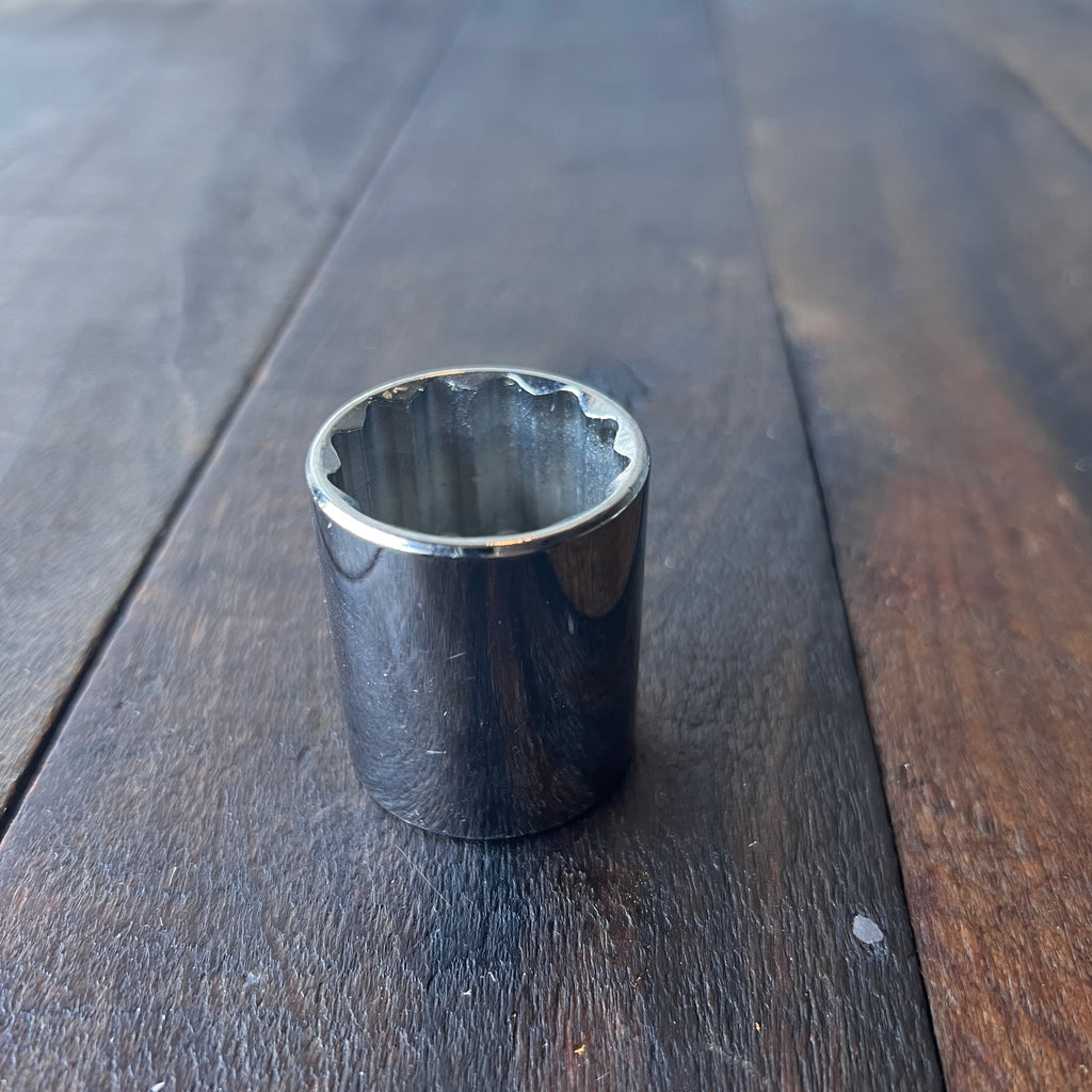 Craftsman Craftsman 1-1/16 inch 12-Point 1/2 Drive Deep Socket Gear Up