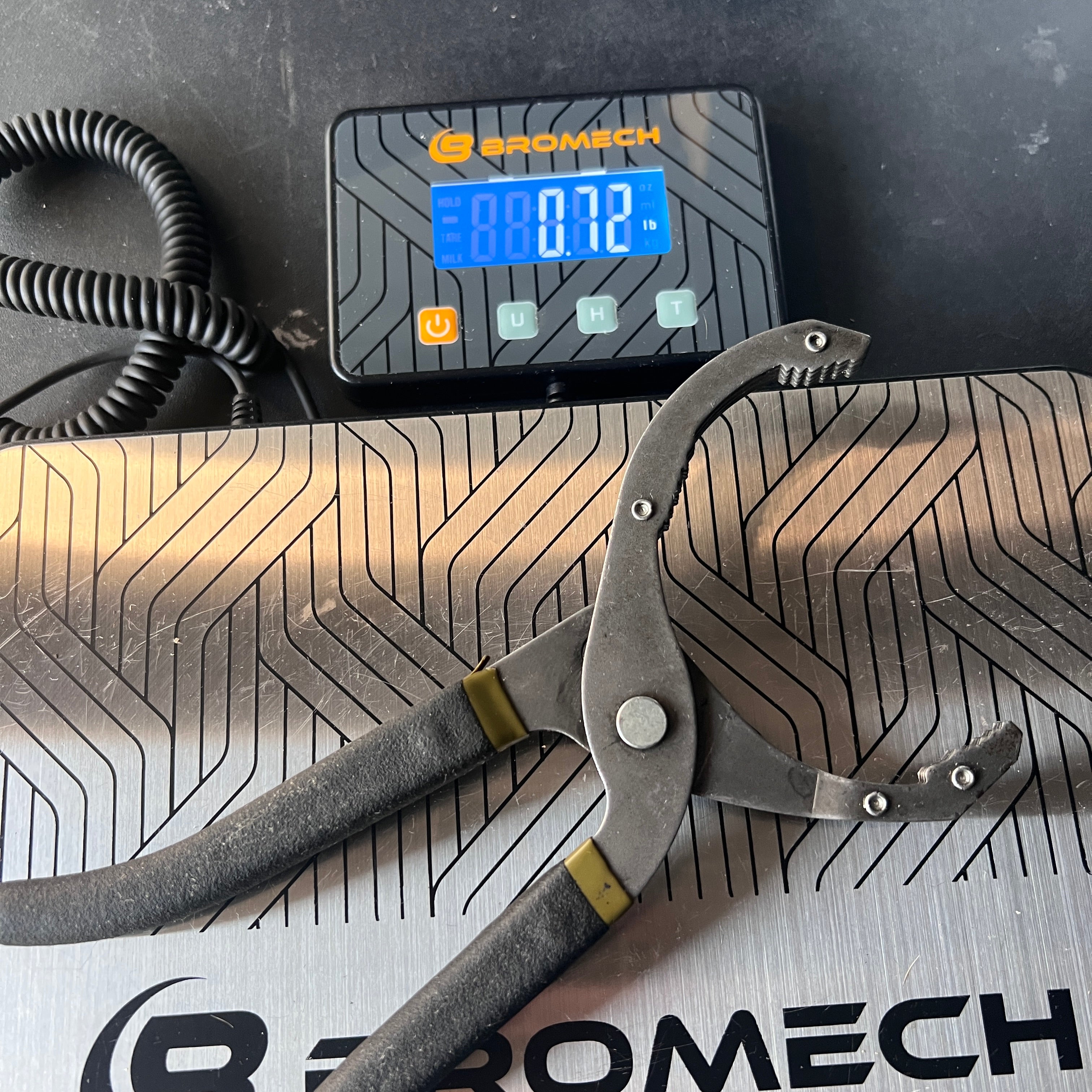 Unknown Oil Filter Wrench Pliers Gear Up