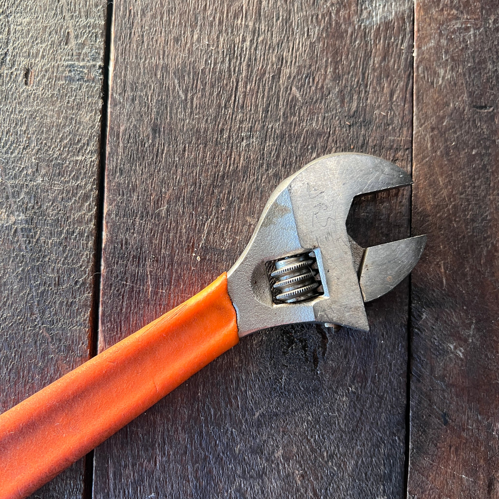 Craftsman Craftsman 8-Inch Adjustable Wrench with Cushion Grip