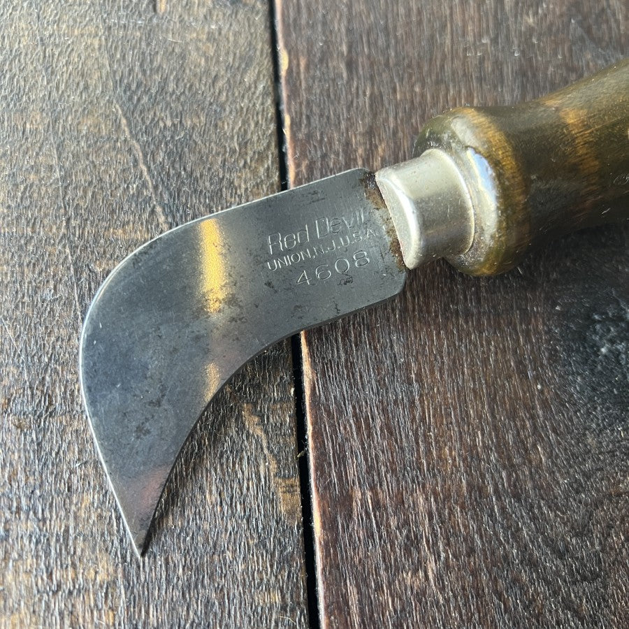Red Devil 4605 Hawkbill Roofing Knife (USA)