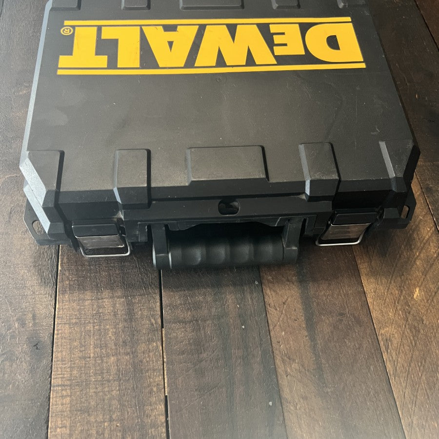 DeWalt D21008 6.0 Amp 3/8 Inch Corded VSR Drill