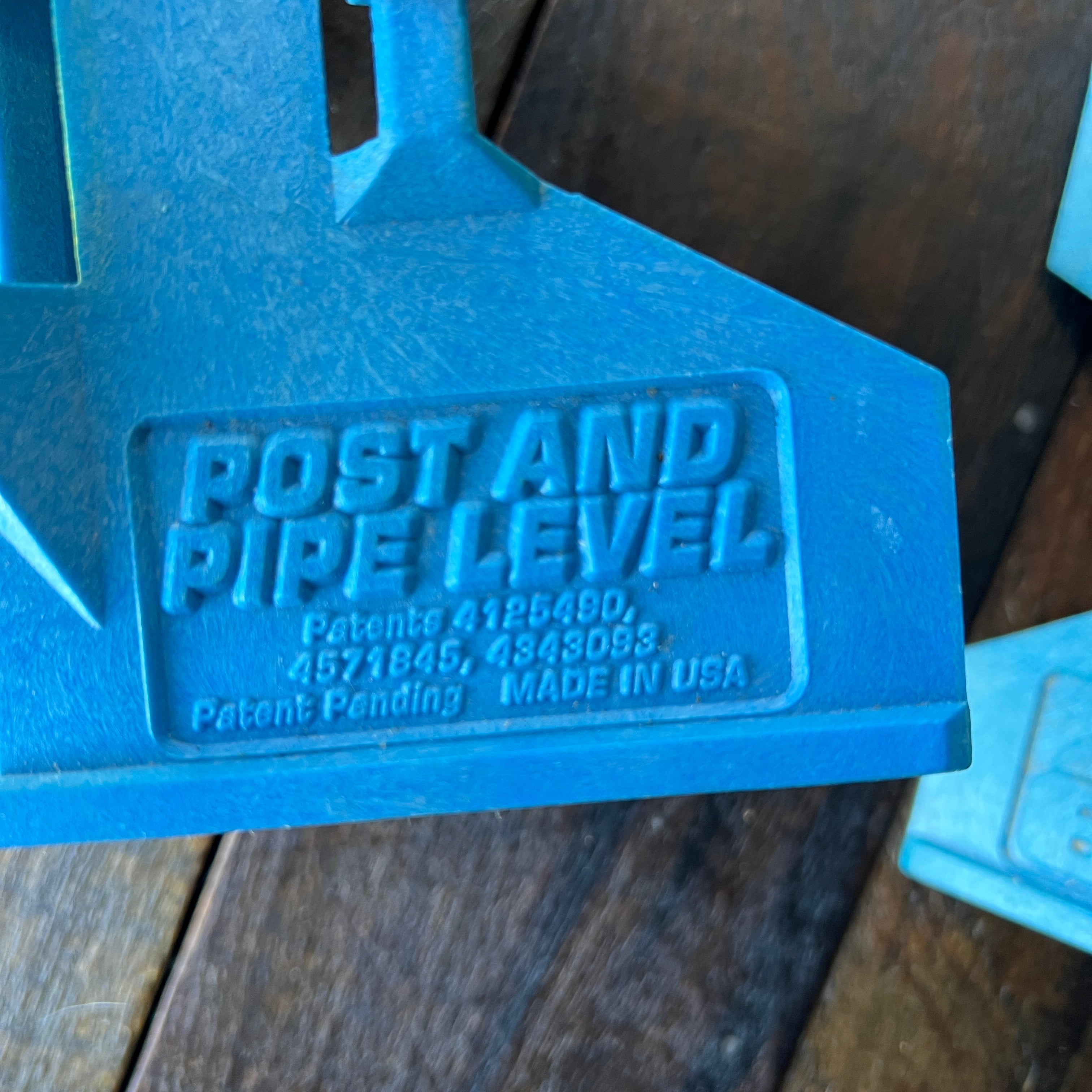 Empire Empire 5-1/4 in. Plastic Post & Pipe Multi Level Pair (USA) Gear Up