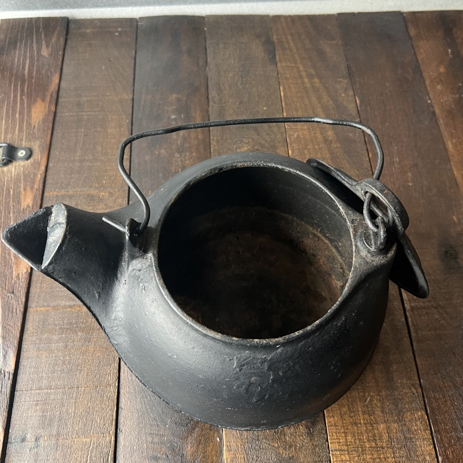 Other G.F. Filley Antique Cast Iron Tea Kettle with Swivel Lid Gear Up