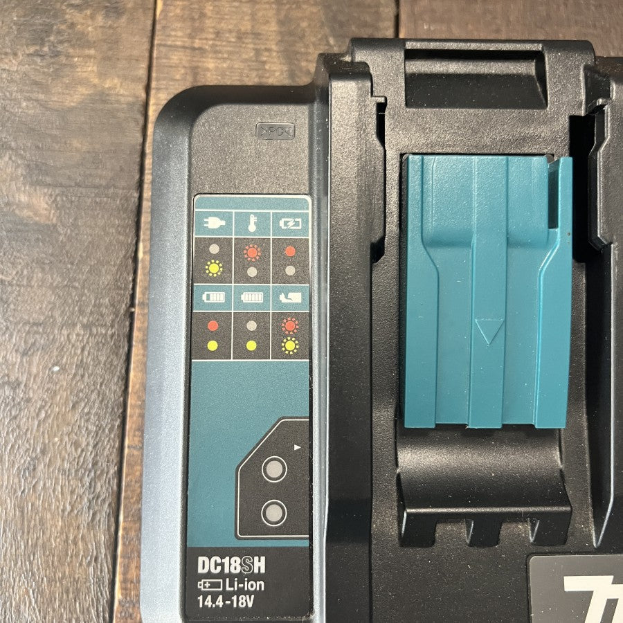 Makita DC18SH 18V LXT Dual Port Battery Charger