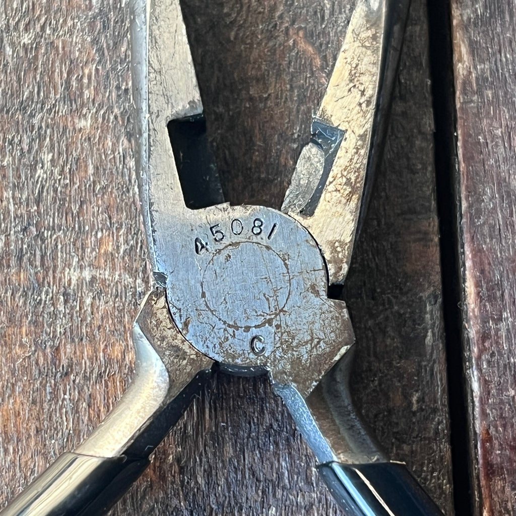 Craftsman Craftsman Needle Nose Pliers (USA) Gear Up