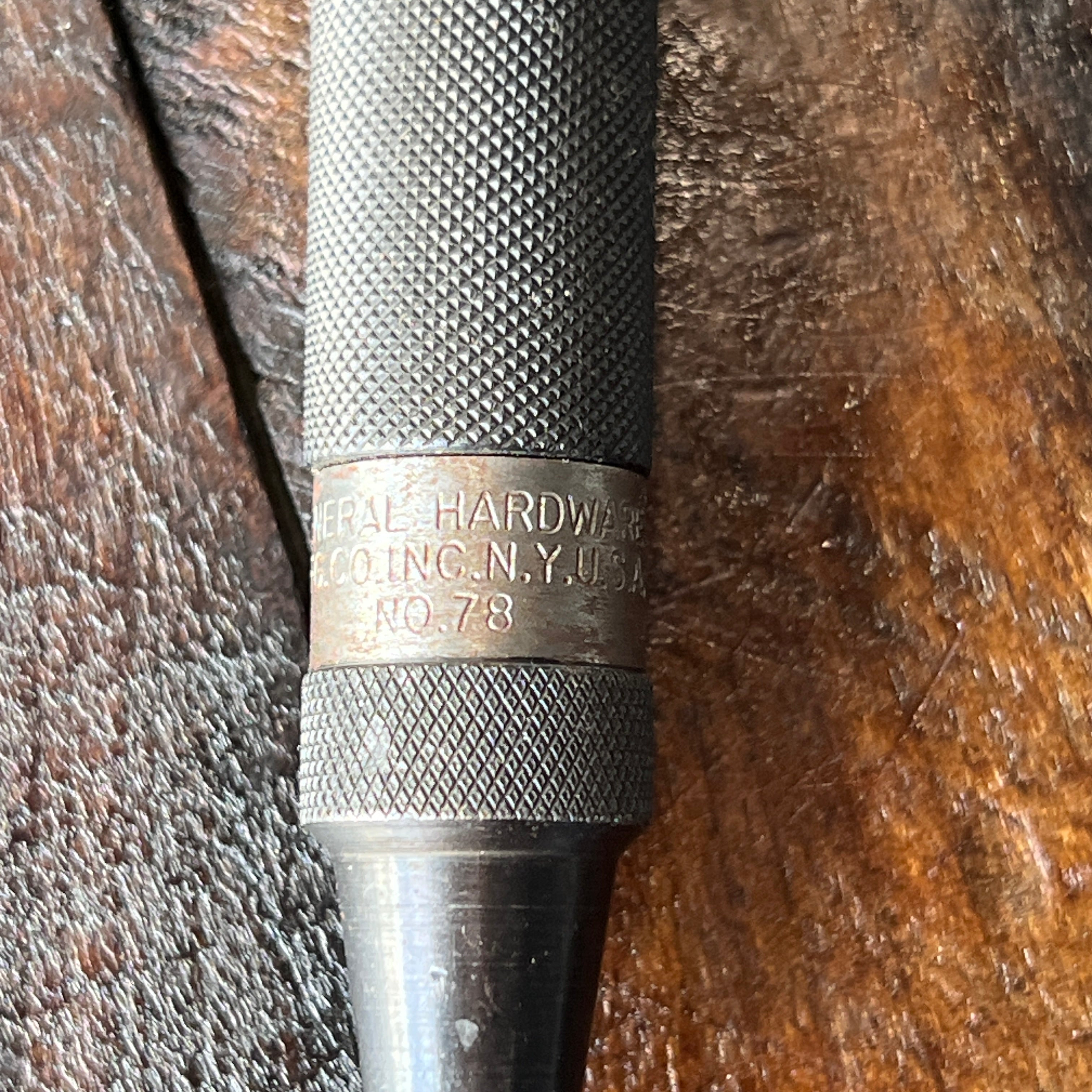 Unknown Heavy Duty Automatic Center Punch Gear Up