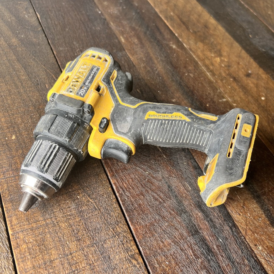 DeWalt DeWalt DCD708 20V Brushless Compact 1/2-Inch Drill Driver (Tool Only) Gear Up
