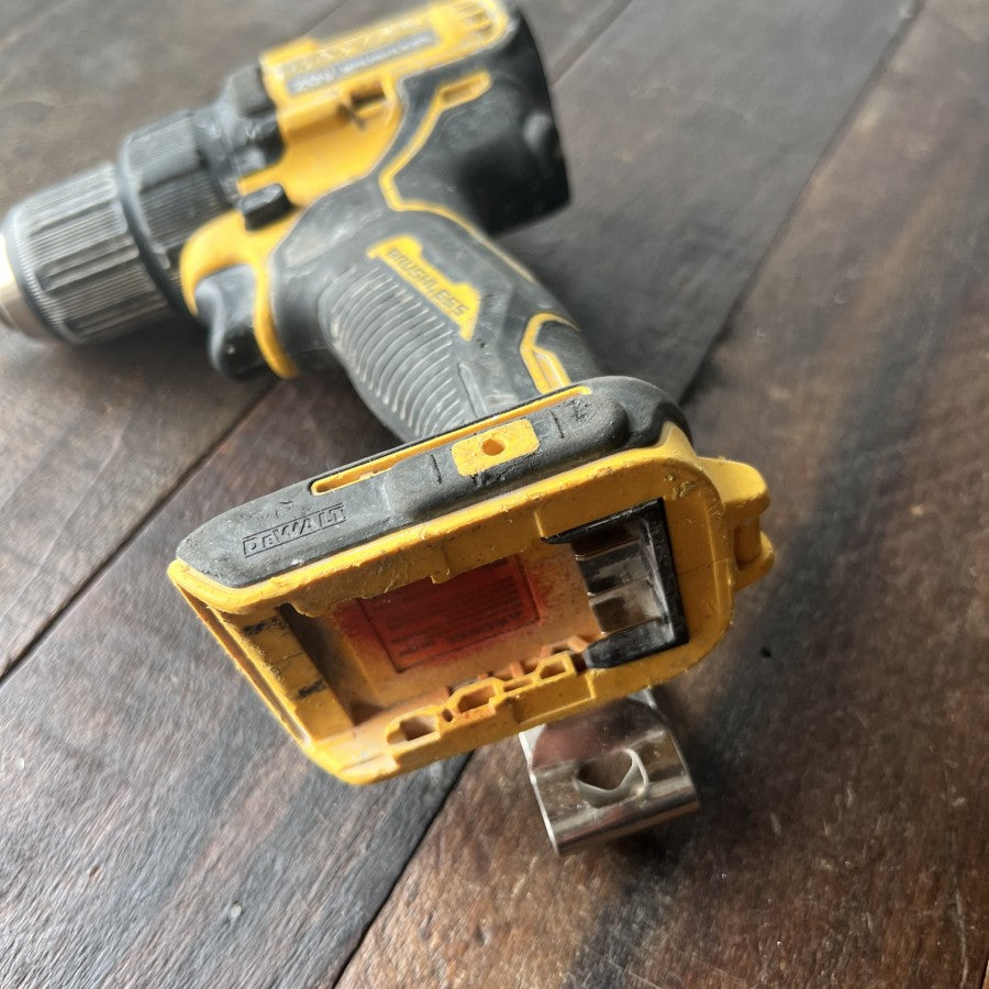 DeWalt DeWalt DCD708 20V Brushless Compact 1/2-Inch Drill Driver (Tool Only) Gear Up