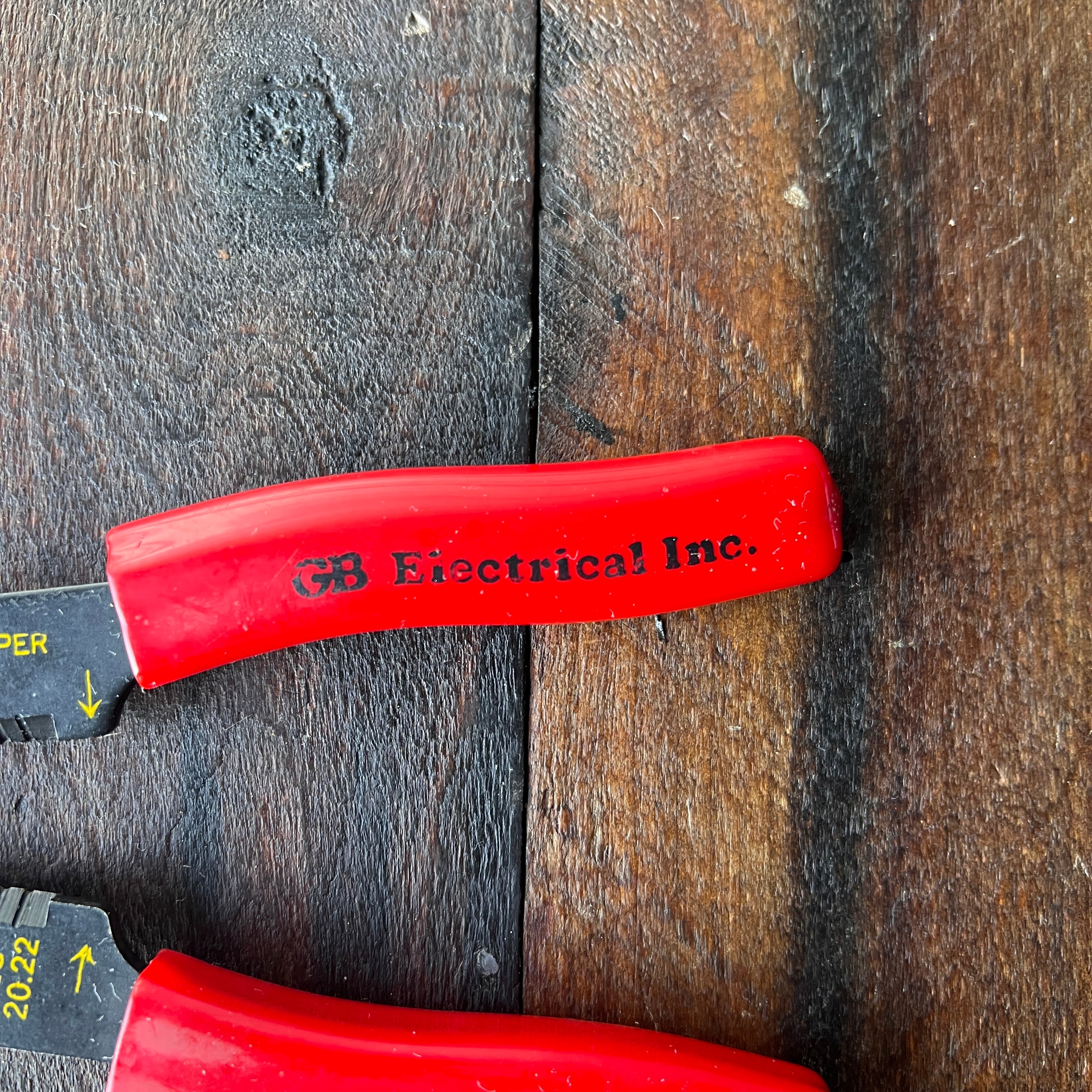 Unknown GB Electrical Multi-Purpose Wire Stripper Crimper Cutter Hand Tool Gear Up