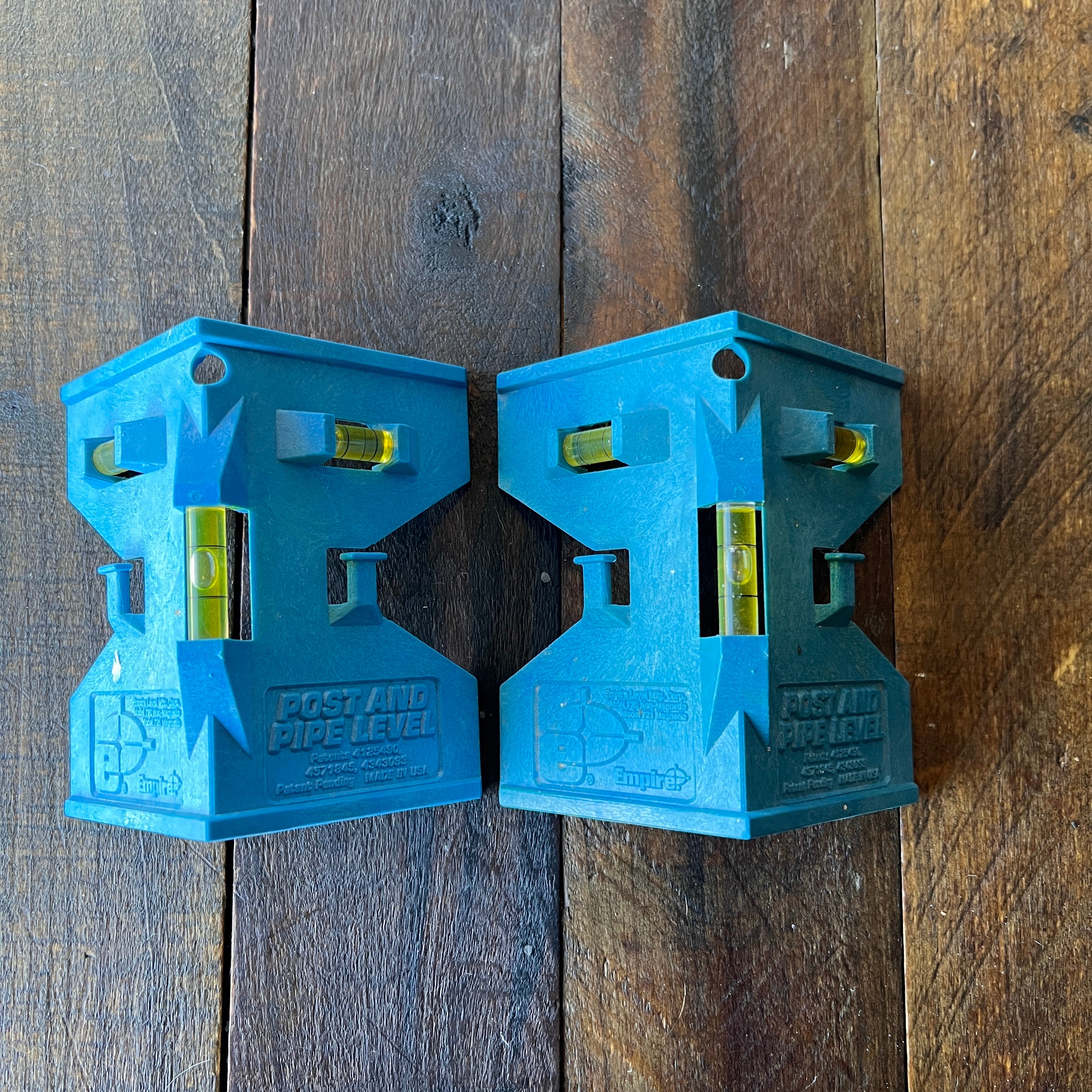 Empire Empire 5-1/4 in. Plastic Post & Pipe Multi Level Pair (USA) Gear Up