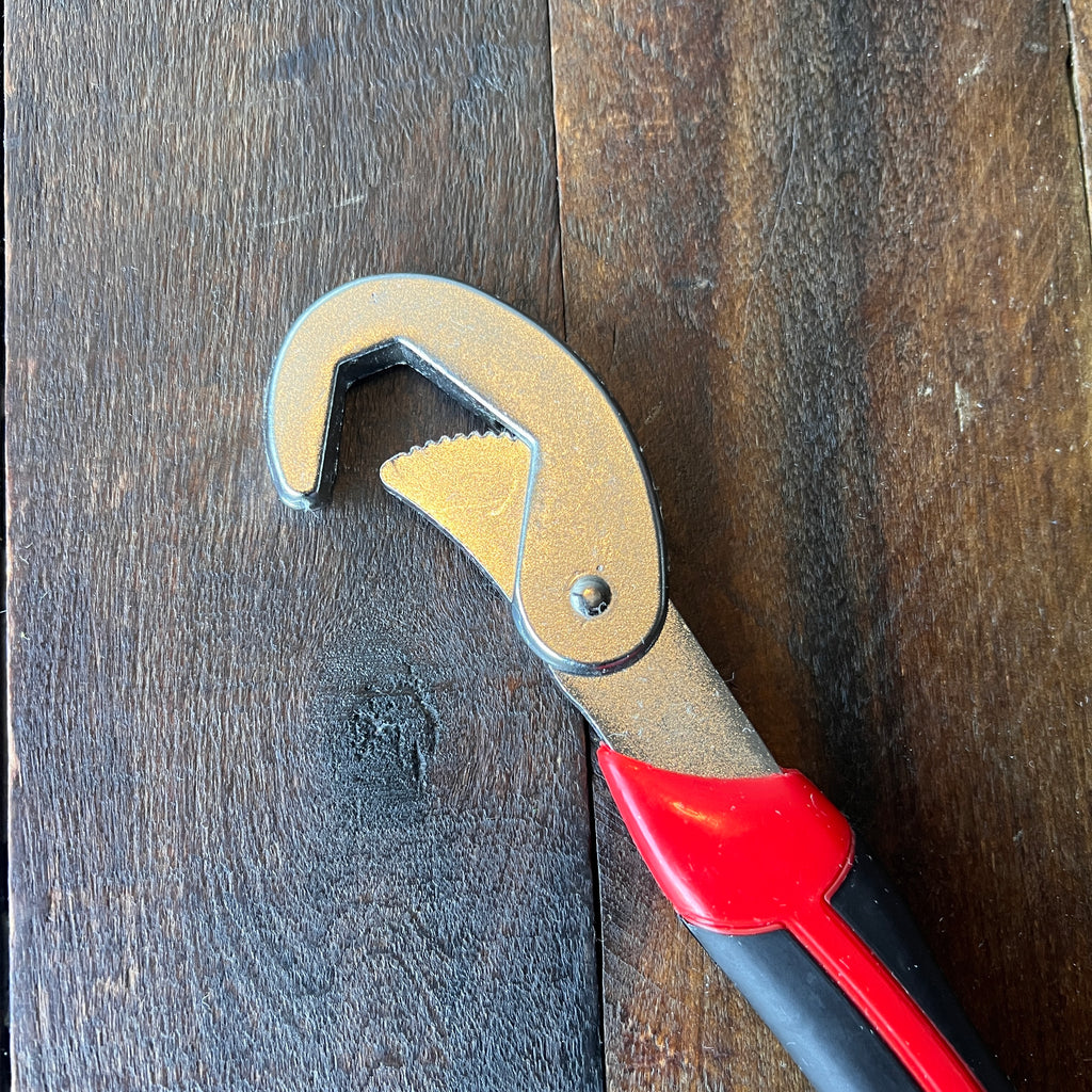 Unknown 8 inch Self-Adjusting Wrench Gear Up