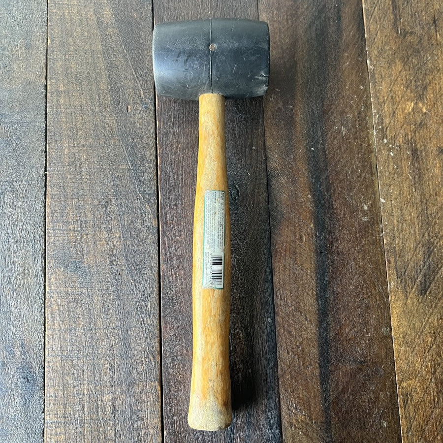 Ohio Forge 16 Ounce Black Rubber Mallet