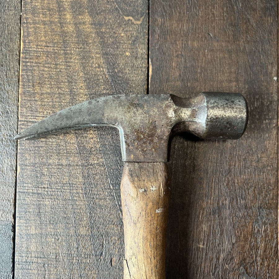 Vaughan 32oz Framing Hammer Milled Face (USA)