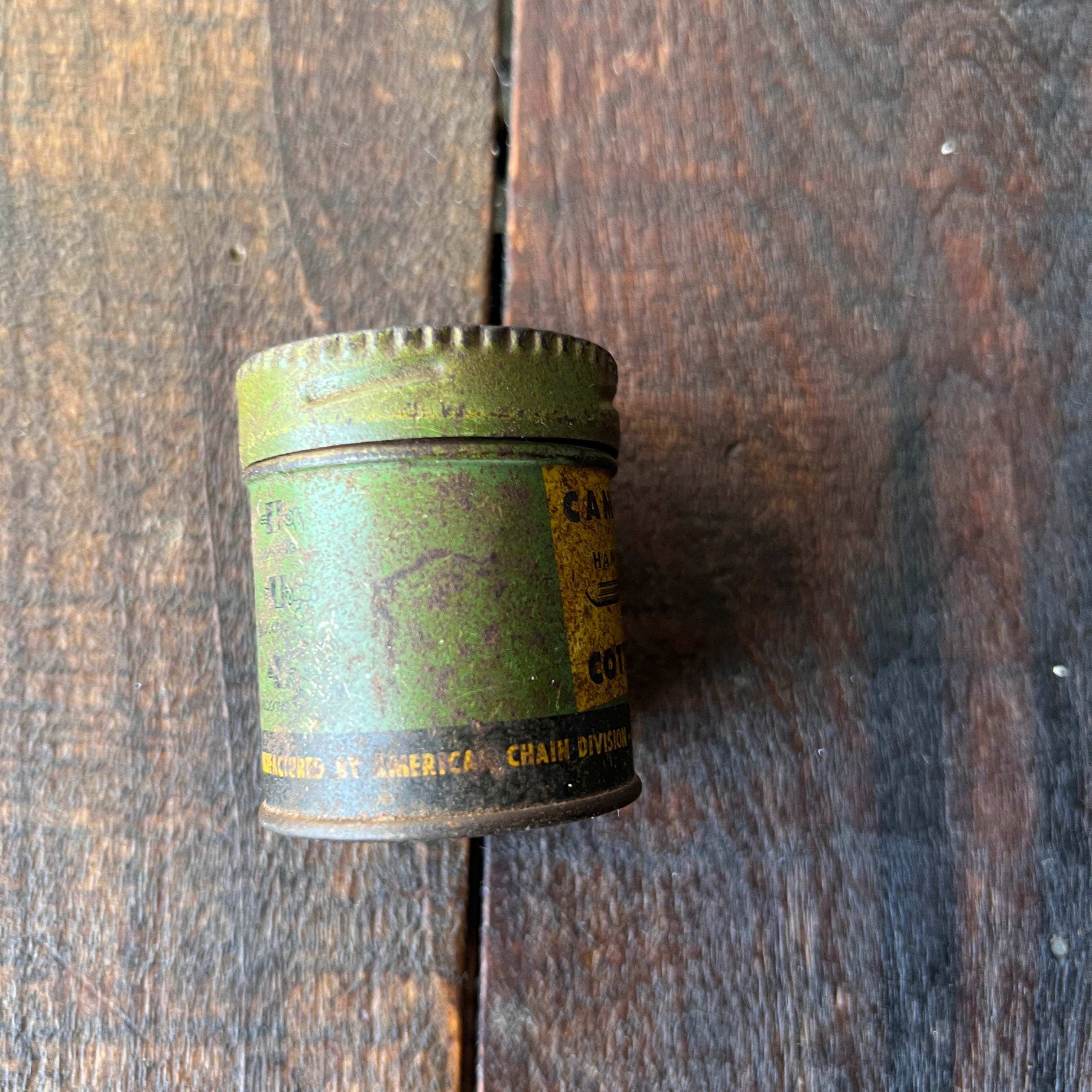 Campbell Vintage Campbell Hammerlock Cotter Pin Round Tin (USA) Gear Up