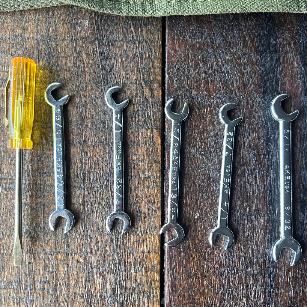 Unknown US Military AKE USA Wrench Roll Set 3/8 to 1/2 Inch (USA) Gear Up