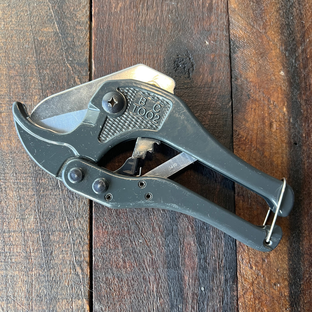 Unknown RC 1002 Pipe Cutter for PVC PEX Tubing 1 5/8 Inch 41MM Gear Up