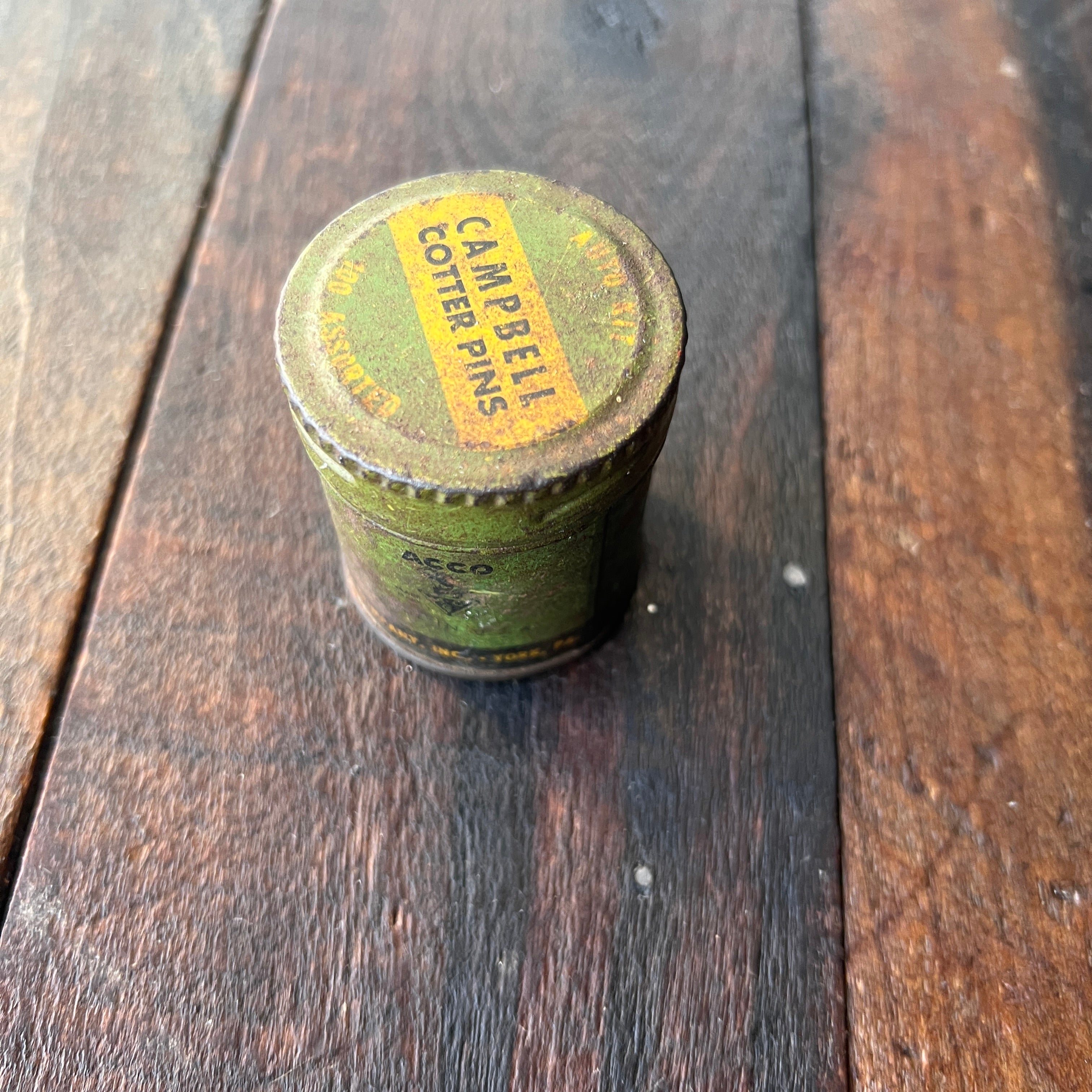 Campbell Vintage Campbell Hammerlock Cotter Pin Round Tin (USA) Gear Up