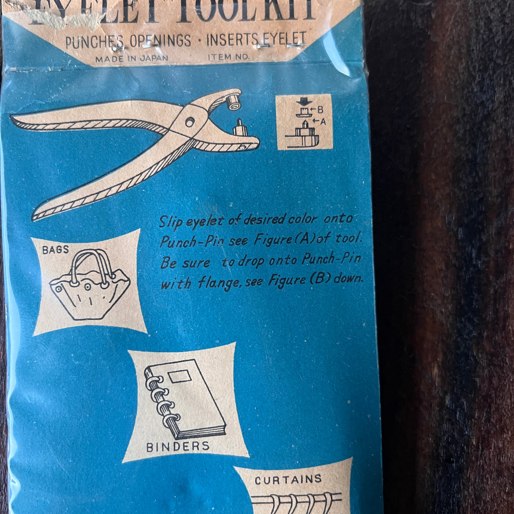 Unknown Vintage Eyelet Tool Kit Pliers with Eyelets Gear Up