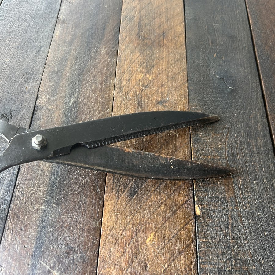 Ames Vintage Ames 23-088 Hedge Shears Wood Handle (USA) Gear Up