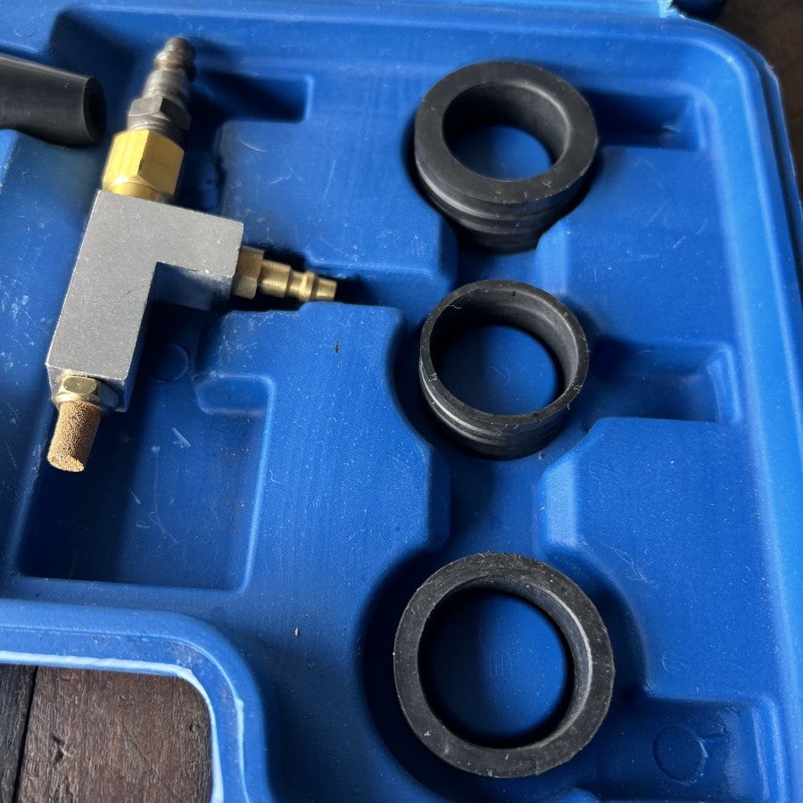 Unknown Coolant Vacuum Fill Kit Gear Up