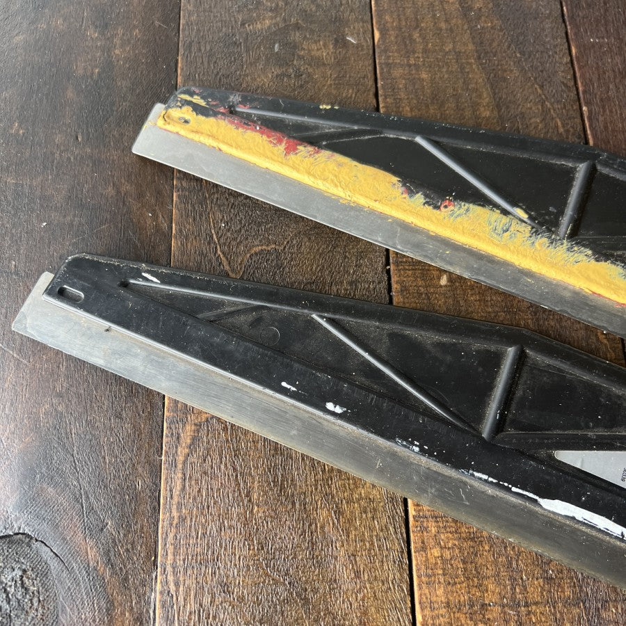 Husky Husky 24 Inch Paint Shield (2) Gear Up