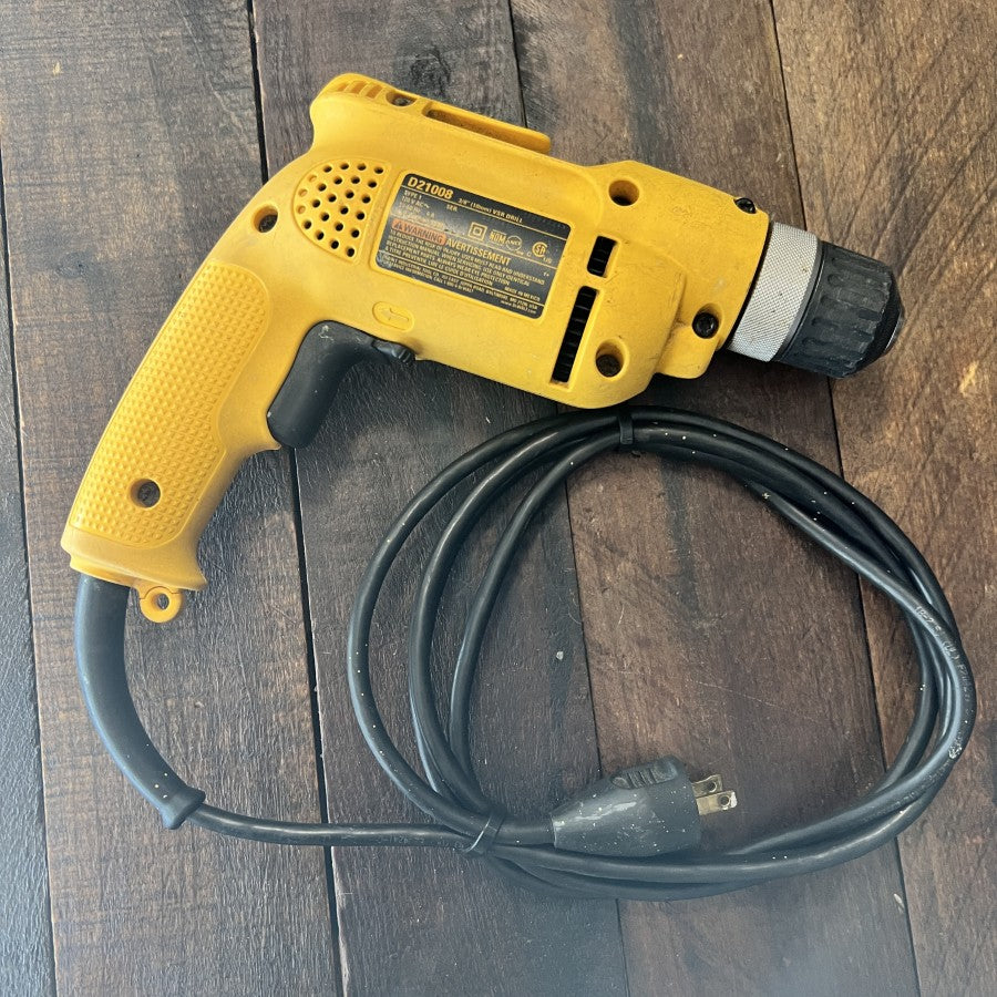 DeWalt D21008 6.0 Amp 3/8 Inch Corded VSR Drill