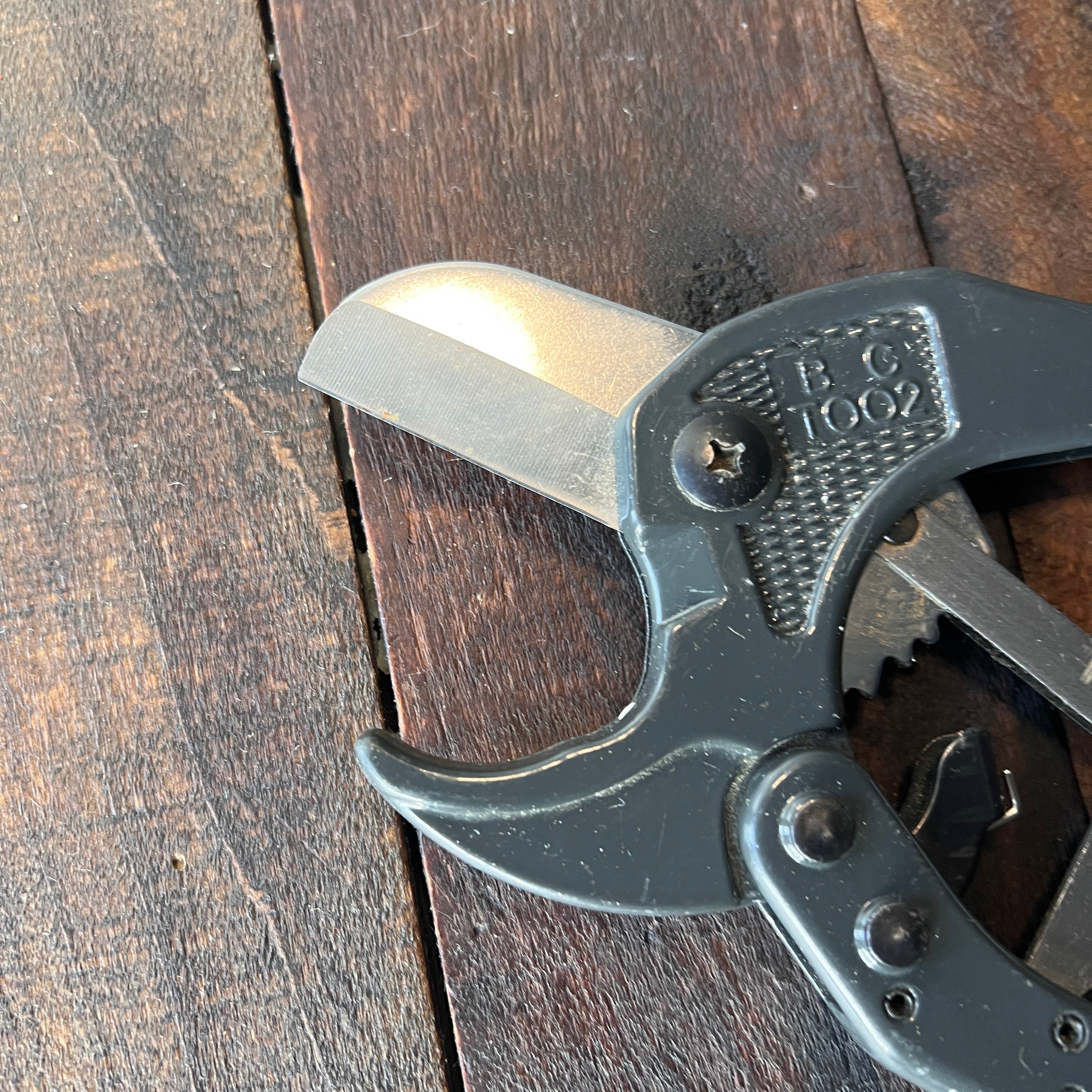 Unknown RC 1002 Pipe Cutter for PVC PEX Tubing 1 5/8 Inch 41MM Gear Up