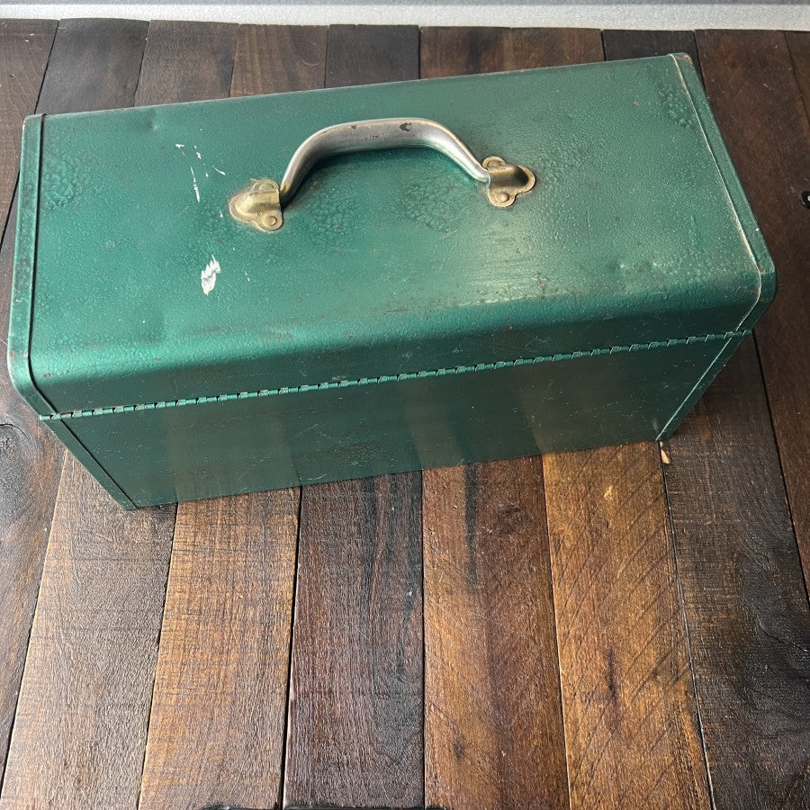 Other Vintage Park Model 18F Metal Tool Box (USA) Gear Up