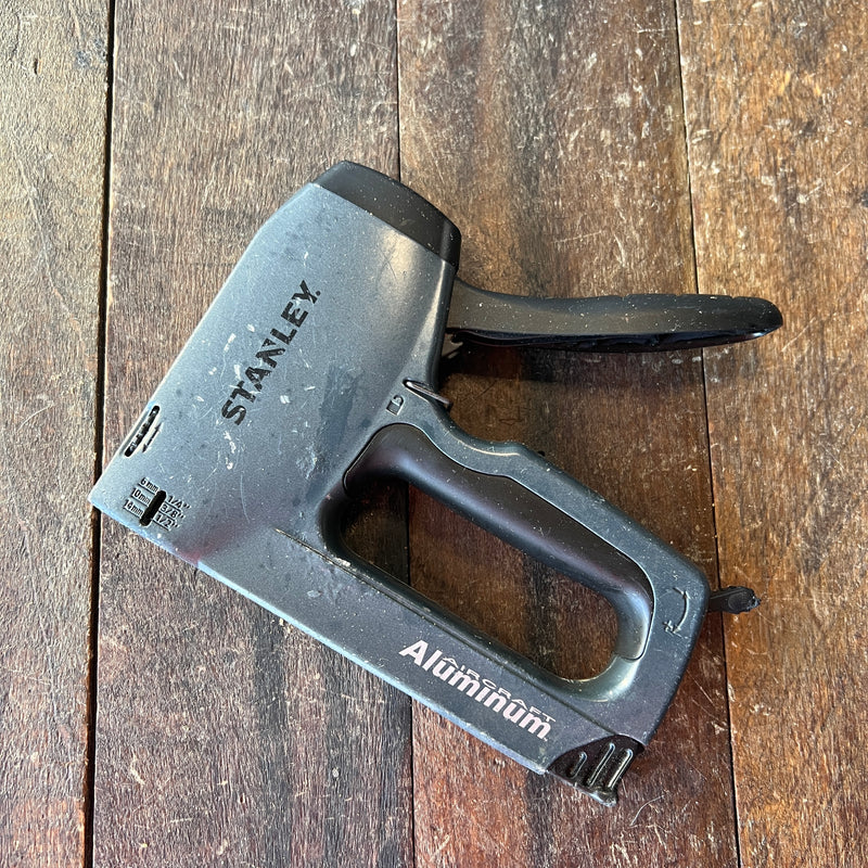 Stanley Stanley TR250 Heavy Duty Staple and Brad Nail Gun