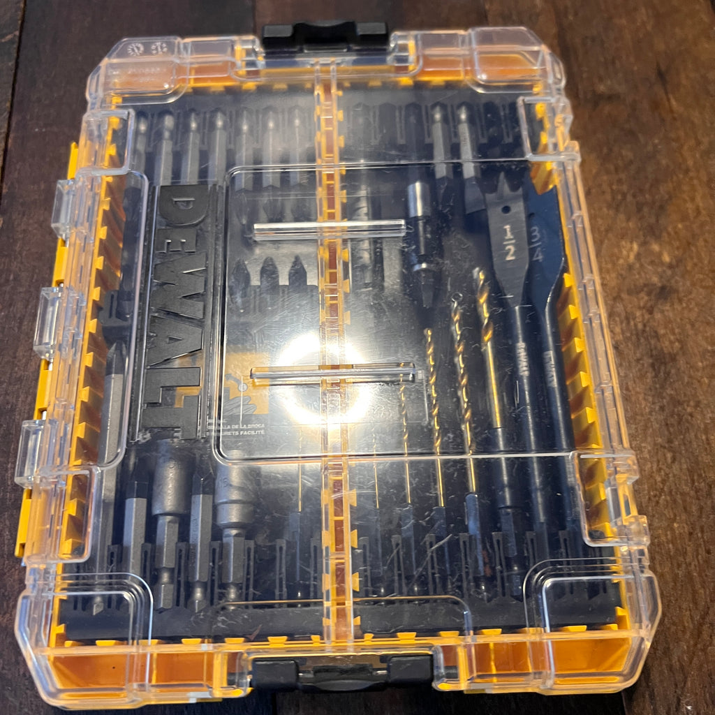 DeWalt DeWalt ToughCase Drill Driver Bit Set Gear Up