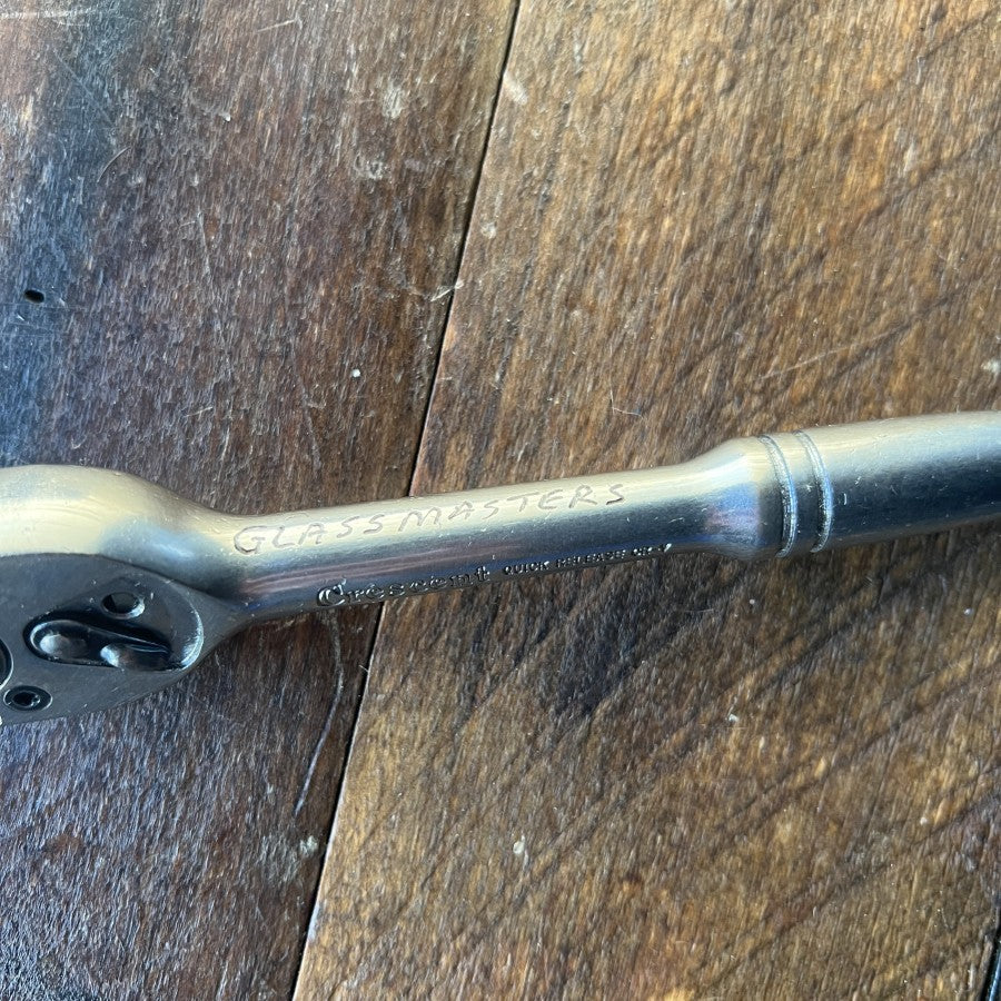 Crescent Crescent 3/8 Inch Drive Quick Release Ratchet Gear Up