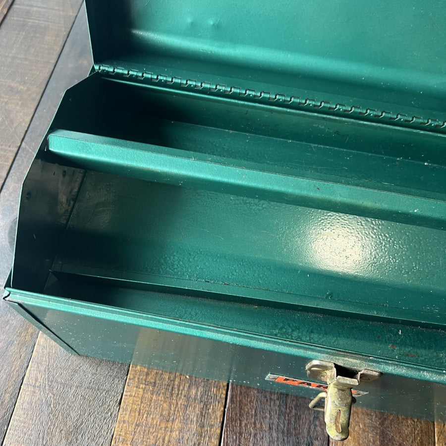 Other Vintage Park Model 18F Metal Tool Box (USA) Gear Up